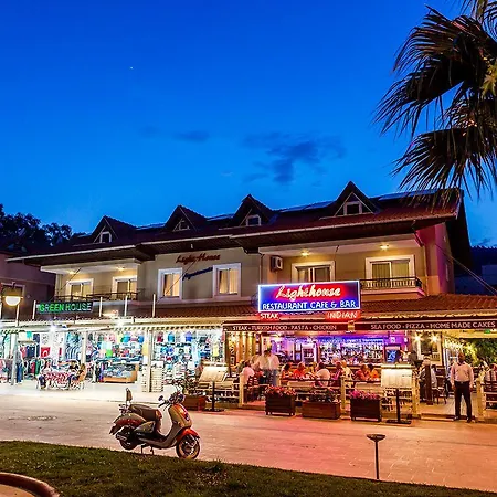 Lighthouse Апарт-отель 3*