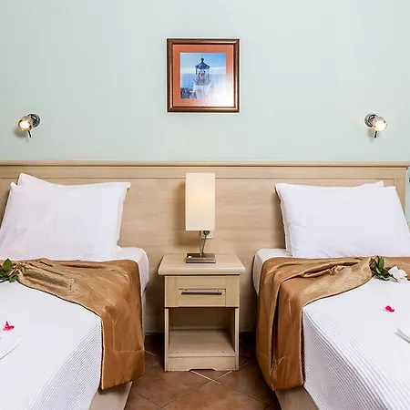 Lighthouse 3* Marmaris