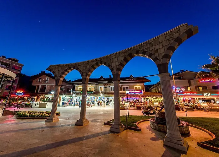 Lighthouse Appart hôtel 3*